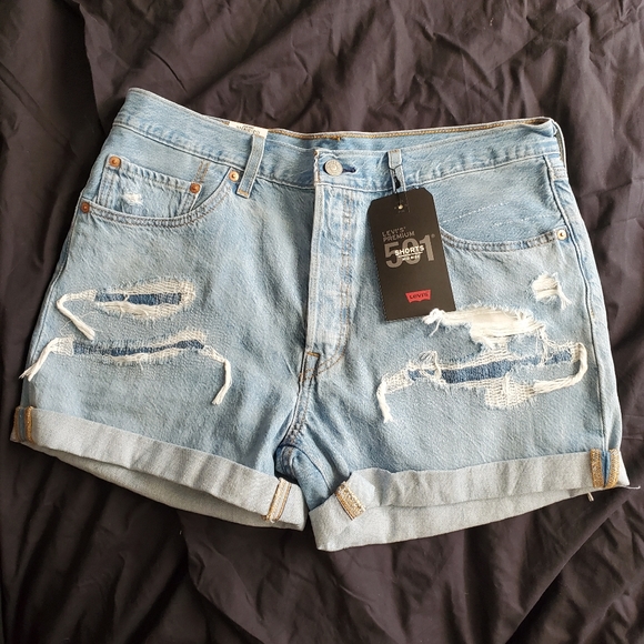 NWT Levi's 501 shorts size 32 - Picture 1 of 5